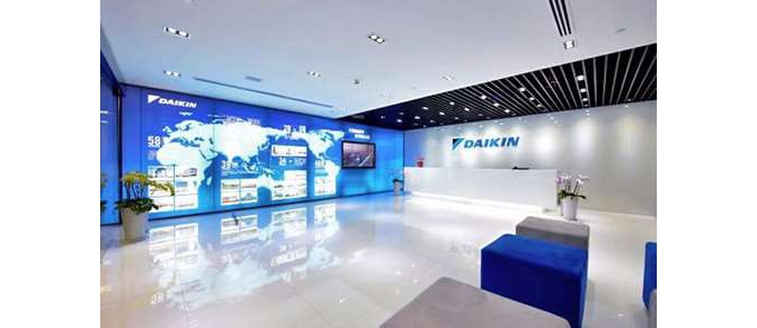 大金空调维修电话，大金柜式空调耗电量一天多少度，功率为1.5匹，环境温度为28℃ ...